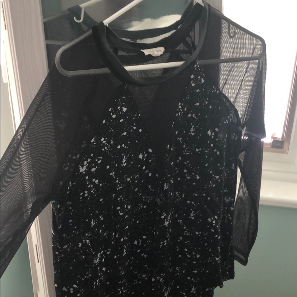 silence + noise gently worn top